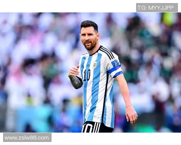 近年来全球足球明星新秀与传奇球员的精彩交锋与成就盘点